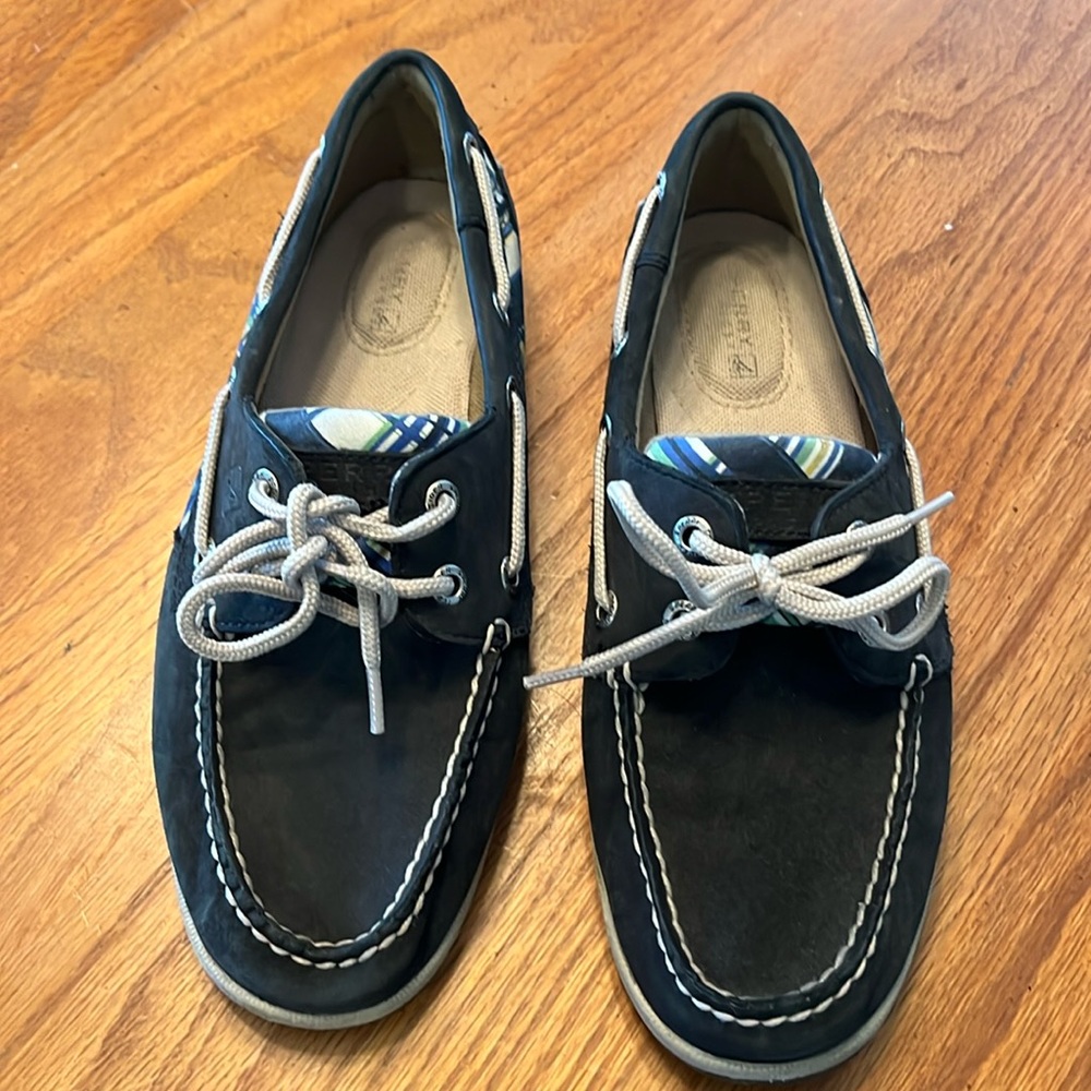 Sperry women’s shoes size 7.5